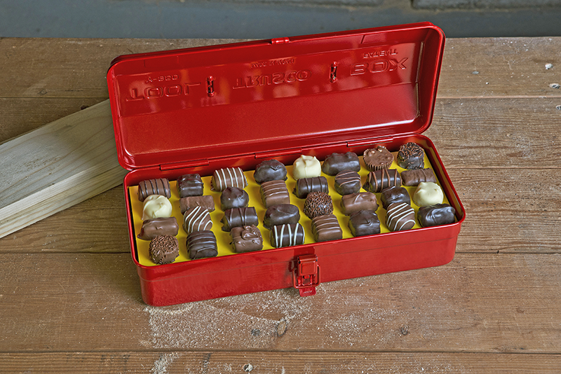 Trusco Red Hip Roof Tool Box