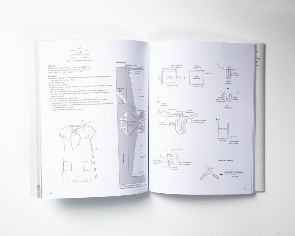 Stylish Dress Book: Simple Smocks, Dresses and Tops