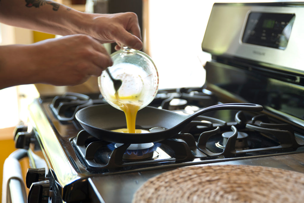 Iwachu Cast Iron Omelette Pan